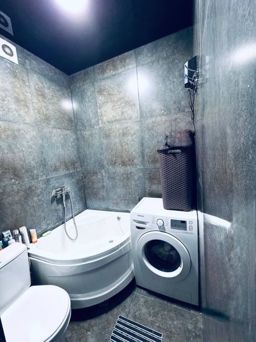 1/2/4 Ттз Югнаки  малосемейка . Нижний вещевой базар