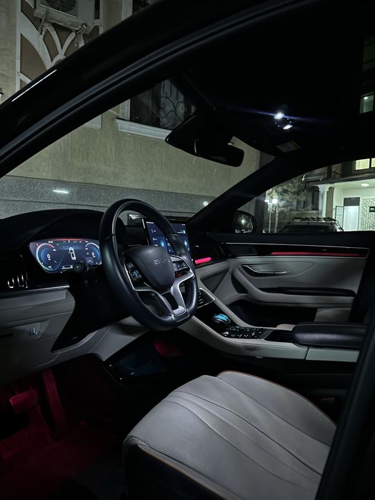 BYD SONG PLUS DM-i 2023 год (2 позиция)