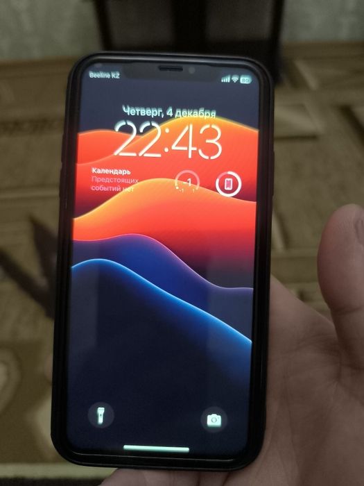 Айфон хр в хорошем состояний