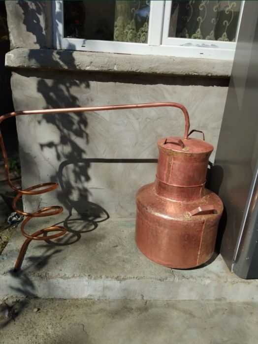 Vindem si facem cazane de țuică din cupru(aramă), iar capacitatea aces