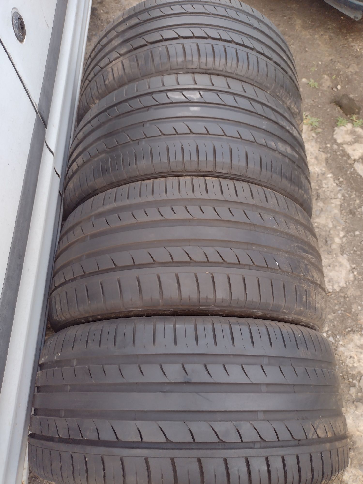 Перфектни 4бр. 245/35/19 Goodride dot4619