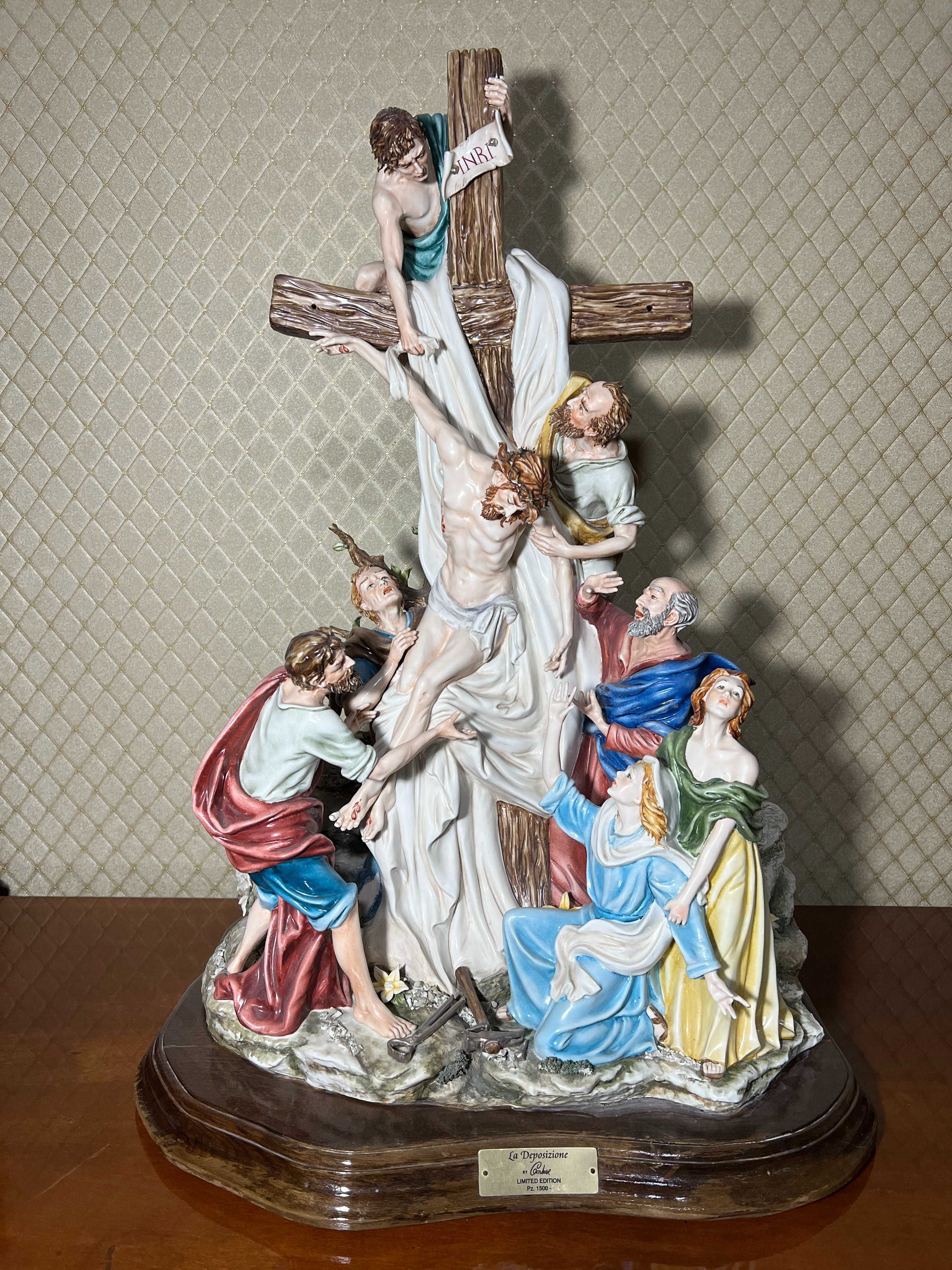 Статуэтка из фарфора Снятие с Креста Иисуса Христа Capodimonte Италия
