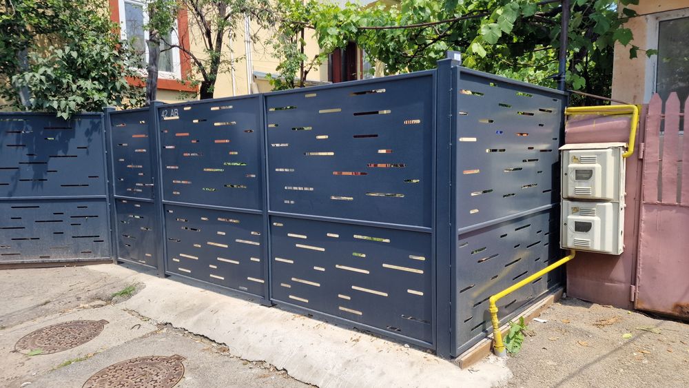 Porti, garduri si balustrade debitate CNC