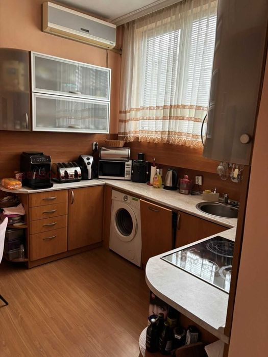 Продава се Тристаен апартамент в с. Илинден, Област София-област - 104 кв.м за 2058 €/кв.м - Снимка #2