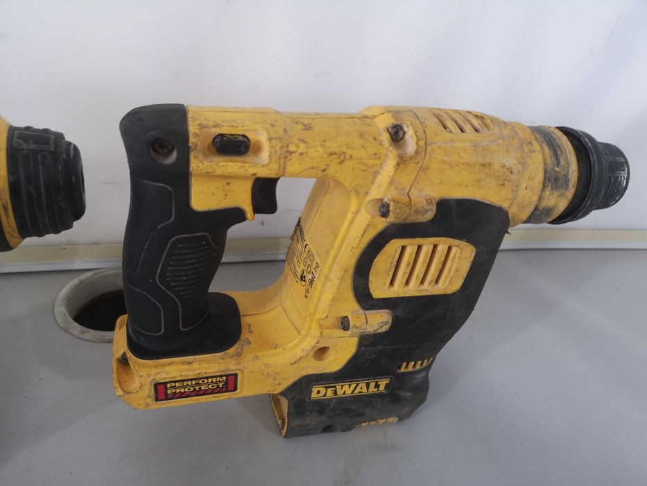 Перфоратор - Dewalt DCH 253  / 18V li ion