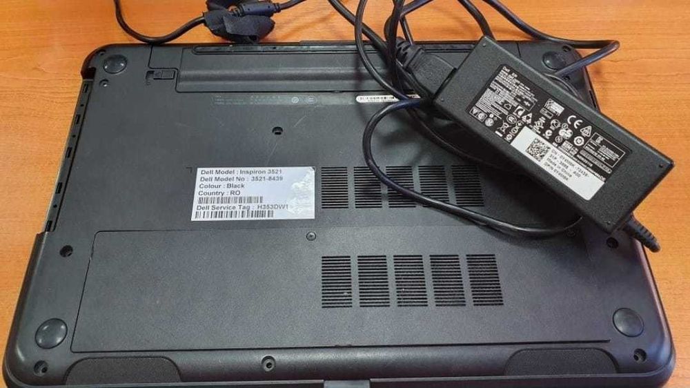 Piese laptop Dell Inspiron 3521 Inspiron N5050 Toshiba Satellite C660