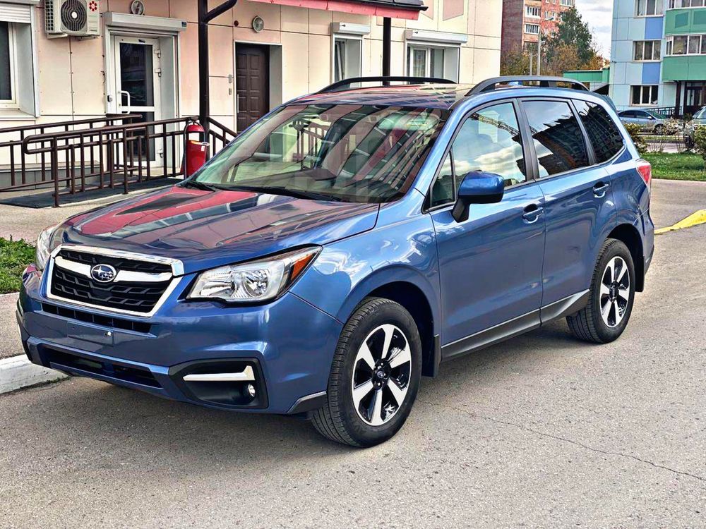 SUBARU FORESTER 2018г Растаможен