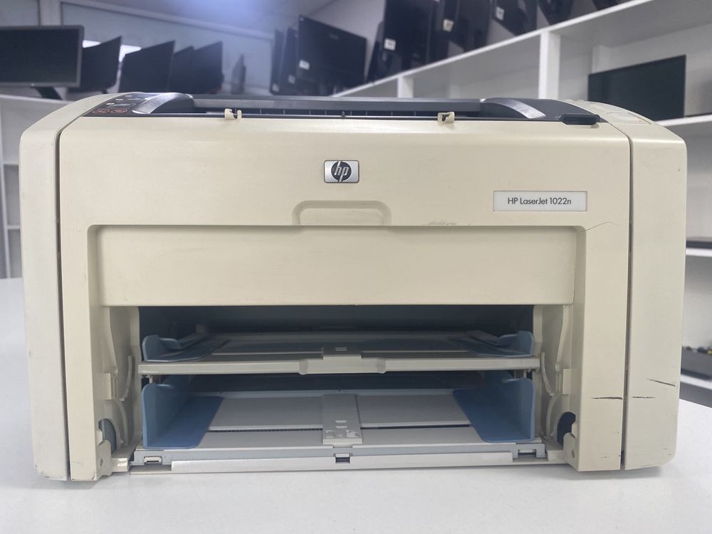 Принтер HP LaserJer 1022n - А4/ч/б/лазерная