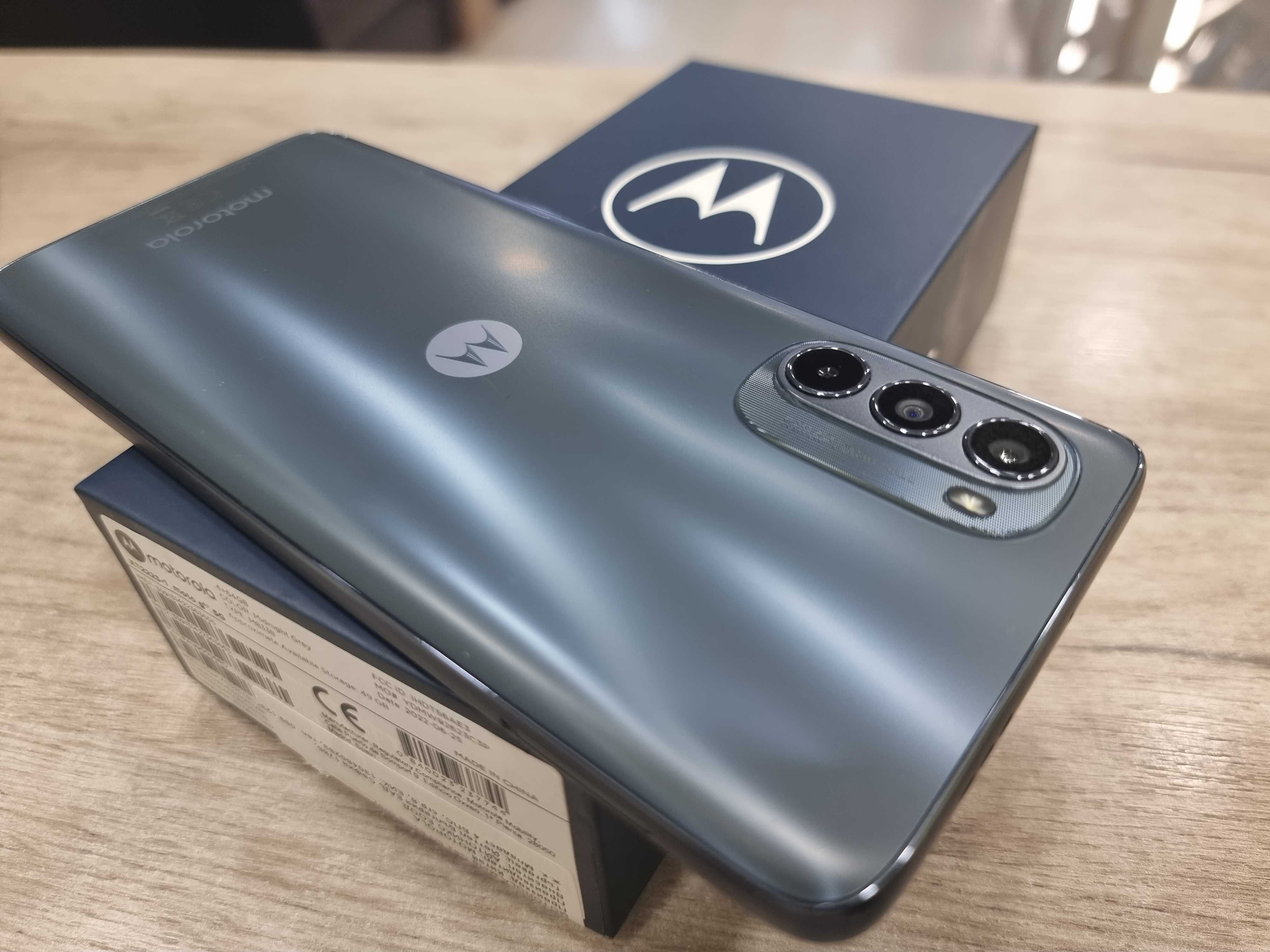 Смартфон Motorola Moto G62 5G