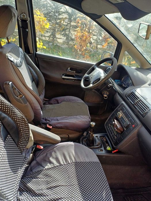 Volkswagen VW Sharan diesel 1.9 TDI   7 locuri