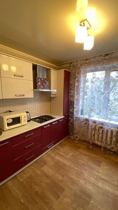 Сдам ! 2 ком.кв 2/9 эт.р-он Океан  180+