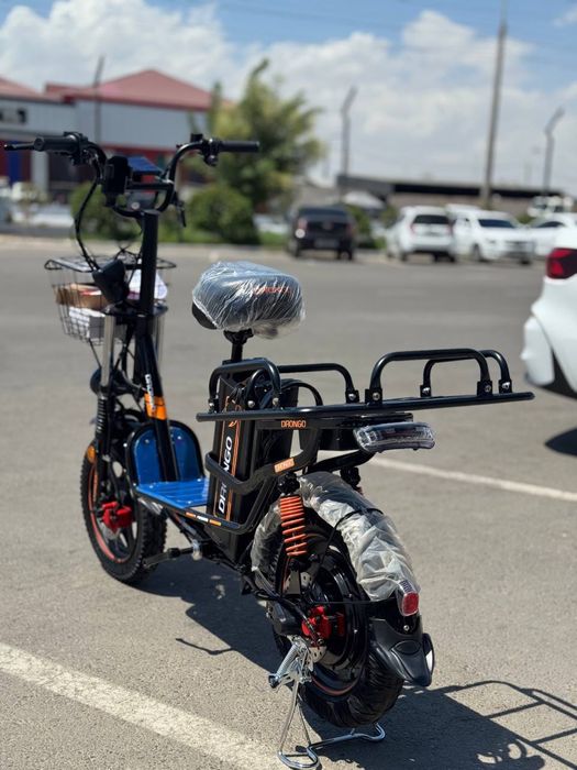 Kuryerlar uchun monstr modeli