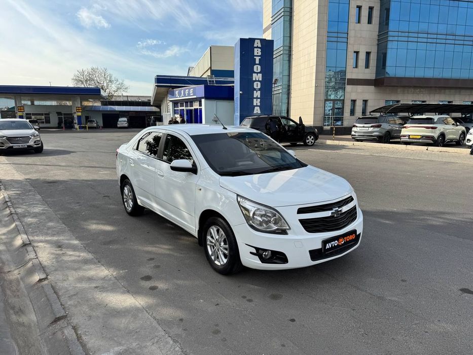 Кобальт 20/21 в хорошем состоянии