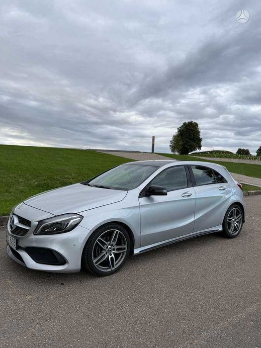 Mercedes Benz A180 AMG Line