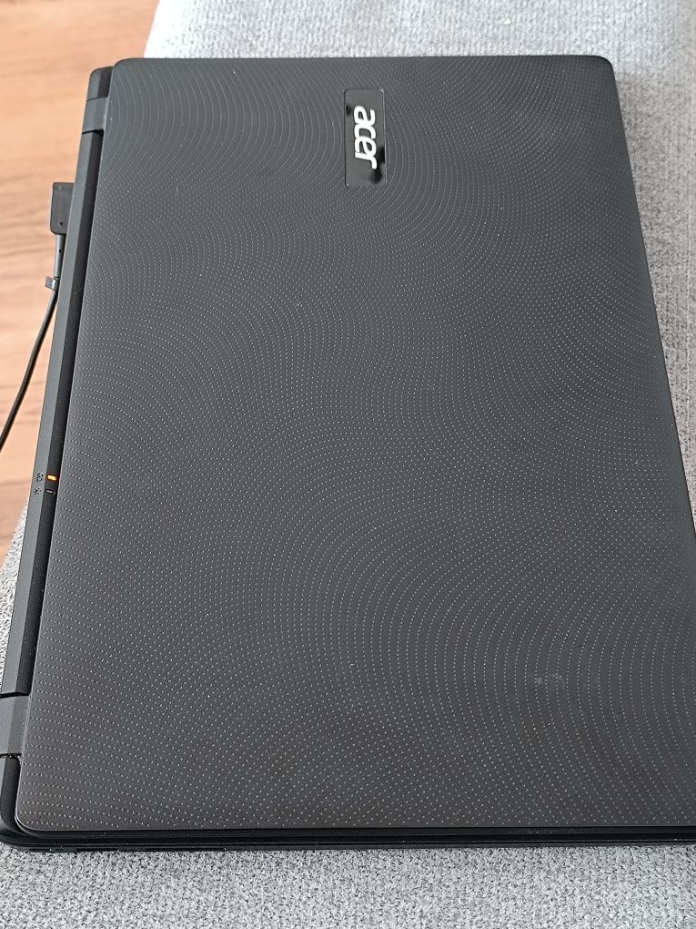 Лаптоп Acer Aspire ES 15