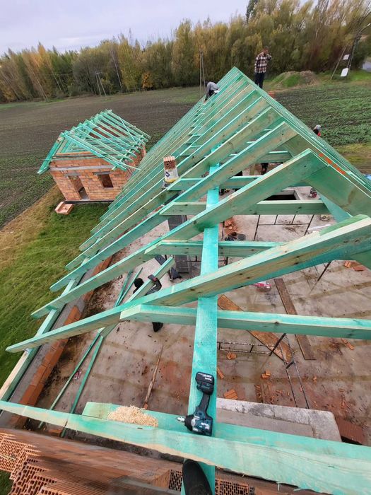 Avem experienta necesara pentru a crea si repara orice tip de acoperis