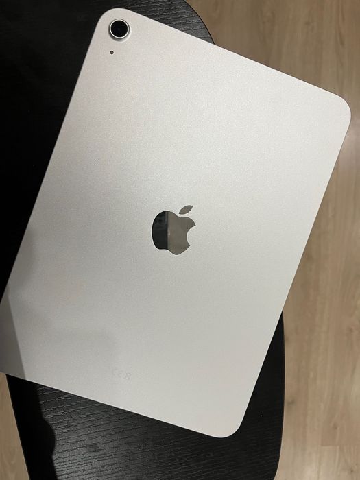 Планшет айпад а16