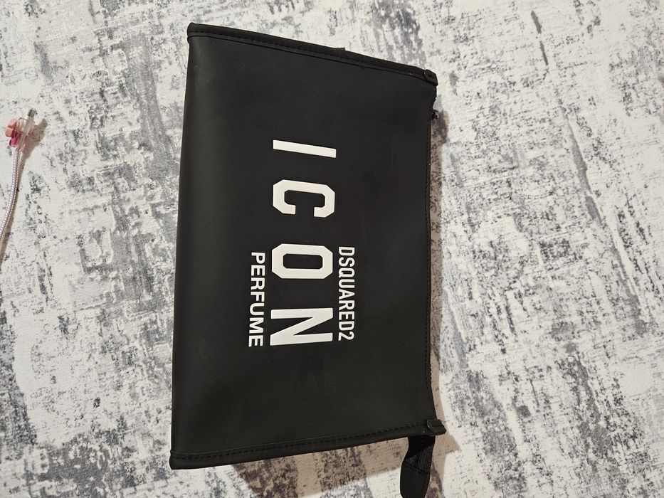 Чантичка dsquared МЪЖКА