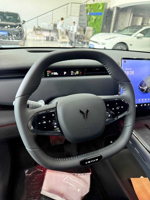VOYAH COURAGE electro model 570 km