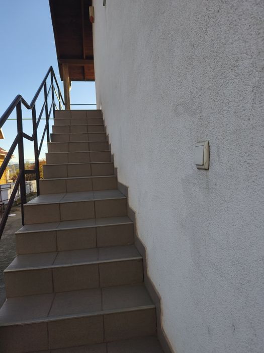 Ofer, etajul unei vile 64 mp/casă