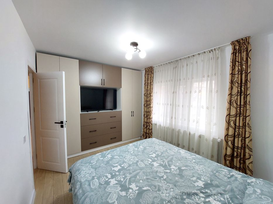 Inchiriez apartament cu 2 camere in regim hotelier