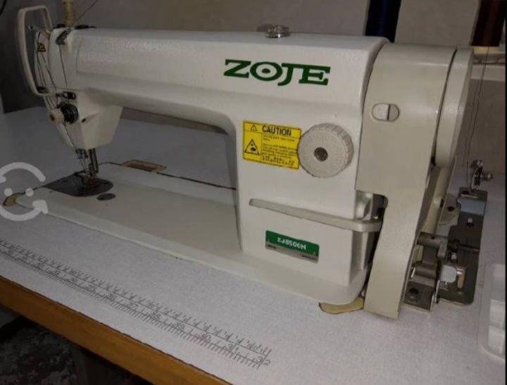 Швейная машина в отличном состоянии