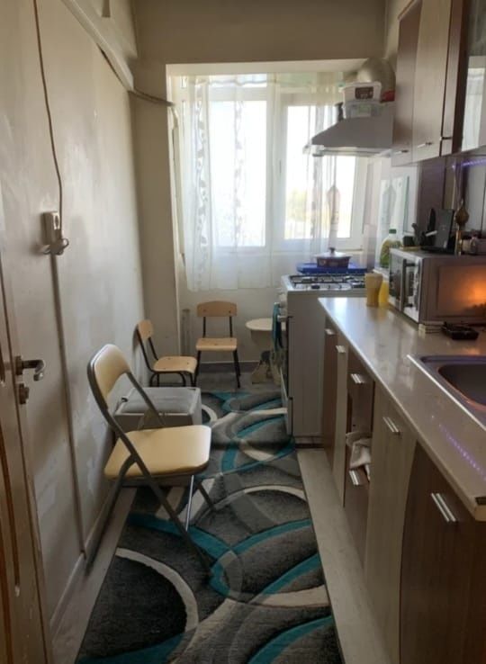 Vînd urgent apartament cu 2 camere