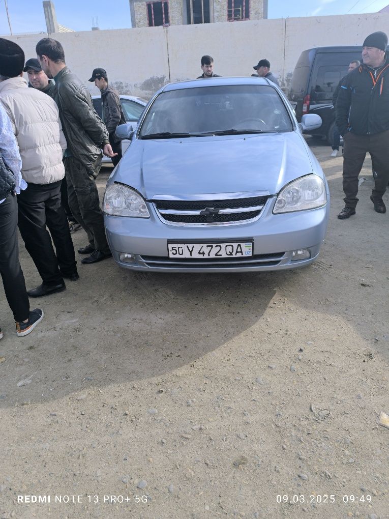 Lacetti 1.8 moshina zòr hamma ishi qilingan deyarli kamchiligi yoq