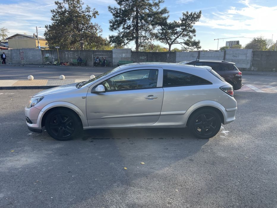 Vand opel astra h GTC