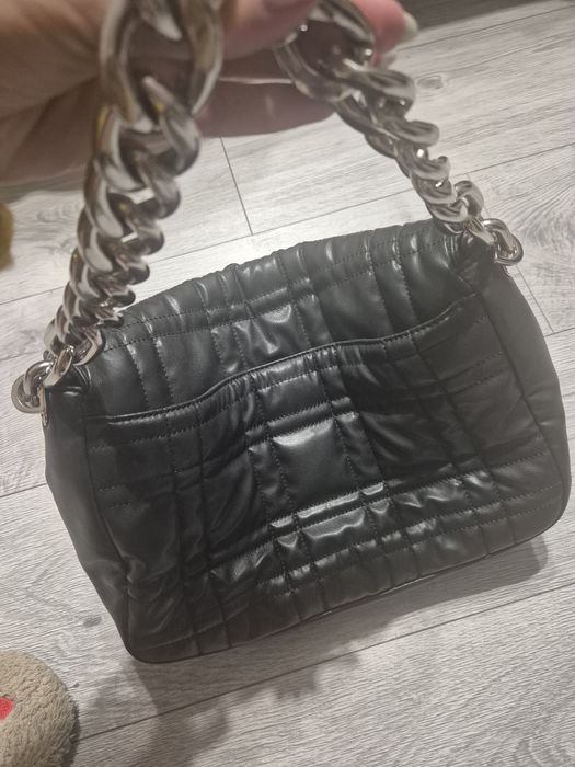 Дамски чанти Calvin Klein и Vince Kamuto