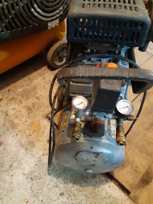 Compresor aer profesional Euro 8/24