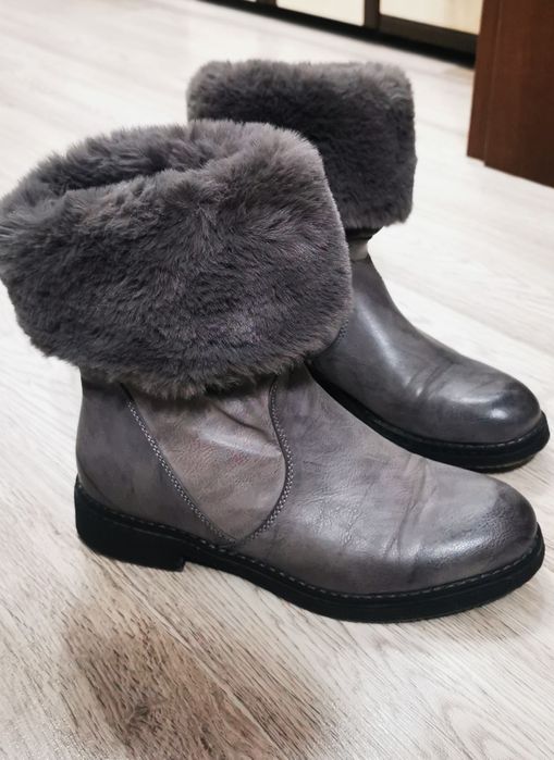 Cizme scurte, mărimea 40