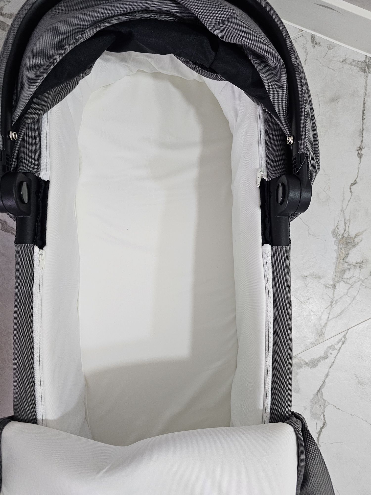 Столче за кола и кош за новородено cybex