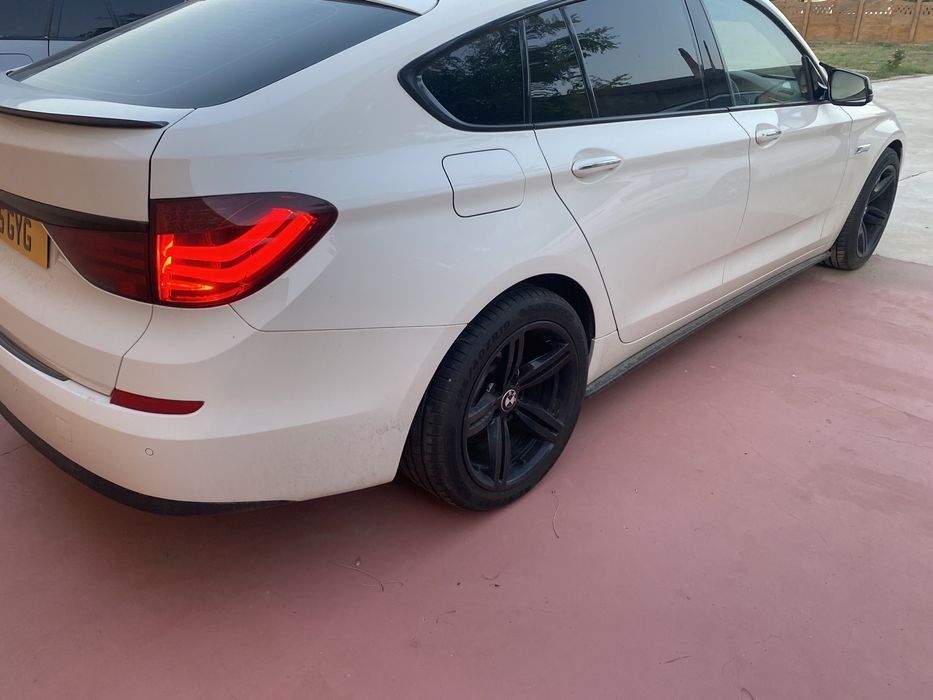 Dezmembrez bmw seria 5 gt euro 5 motor de 3.0 245 cp