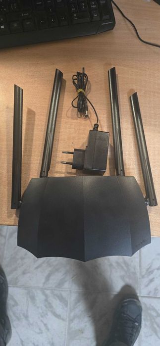 Безжичен рутер TENDA AC1200  AC8 , Dual-band, gigabit