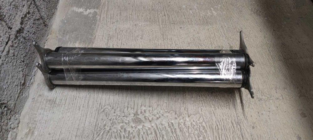 Picioare metalice reglabile, pentru mese din lemn sau PAL