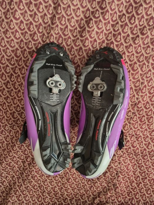 Обувки за колоездене 40 ,44номер