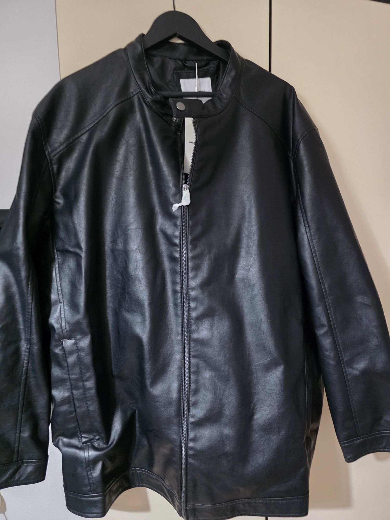 Мъжко кожено яке Jack&Jones 148 см гръдна обиколка ново