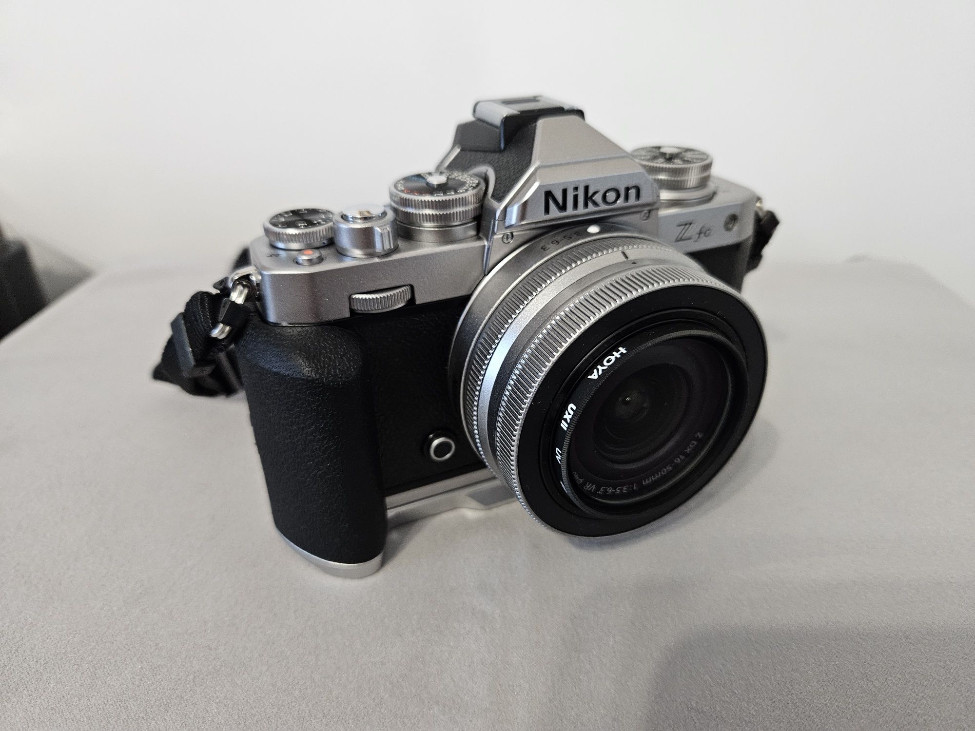 Nikon Z fc kit 16-50mm f/3.5-6.3 VR și 50-250mm f/4.5-6.3 VR