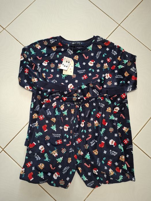 Pijamale baieti marimea 9 10 ani