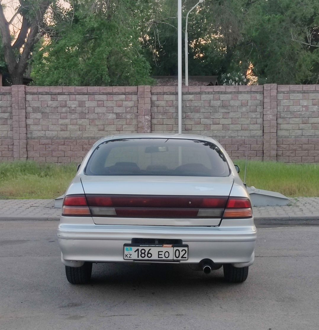 Авто в рассрочку Nissan Cefiro