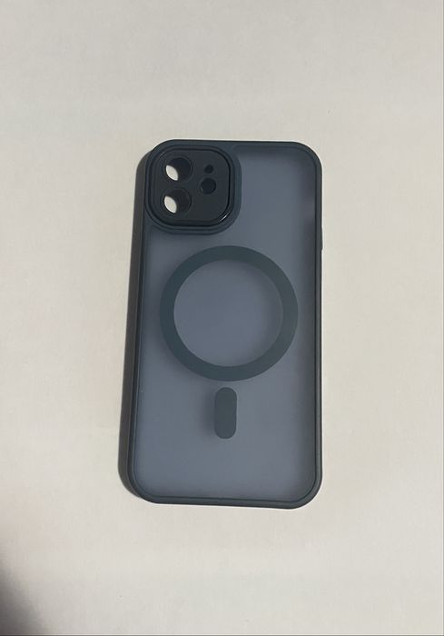 Husa iphone 12 putin utilizata