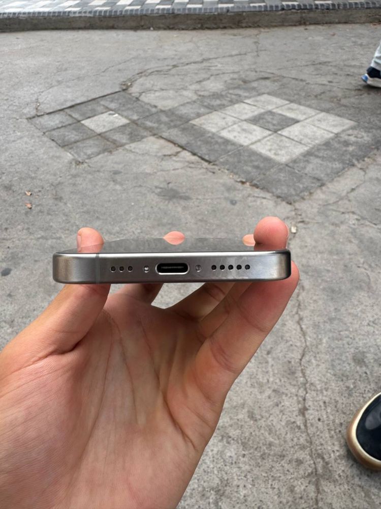 Iphone 15 pro 128
