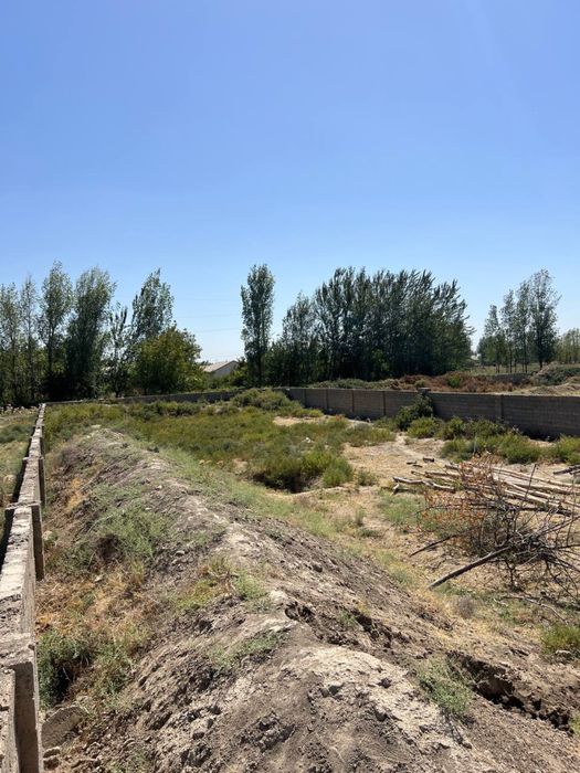 Uchastka sotiladi 6-maktab yonida