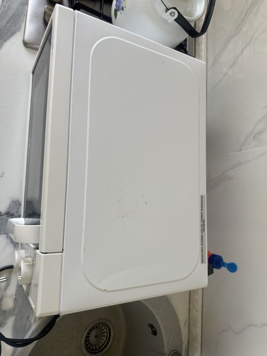 Микроволновка Midea