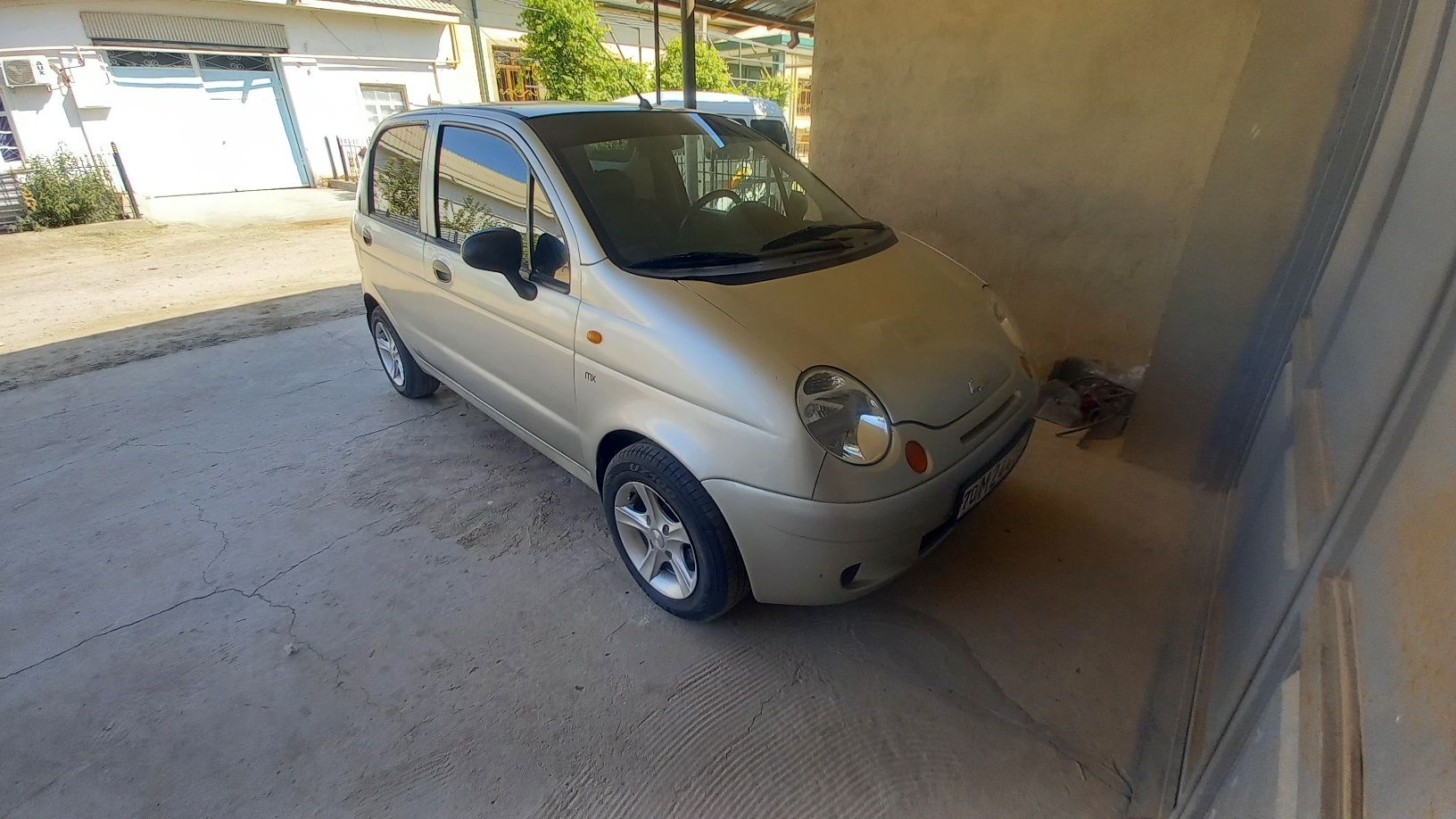 2006 matiz sotiladi