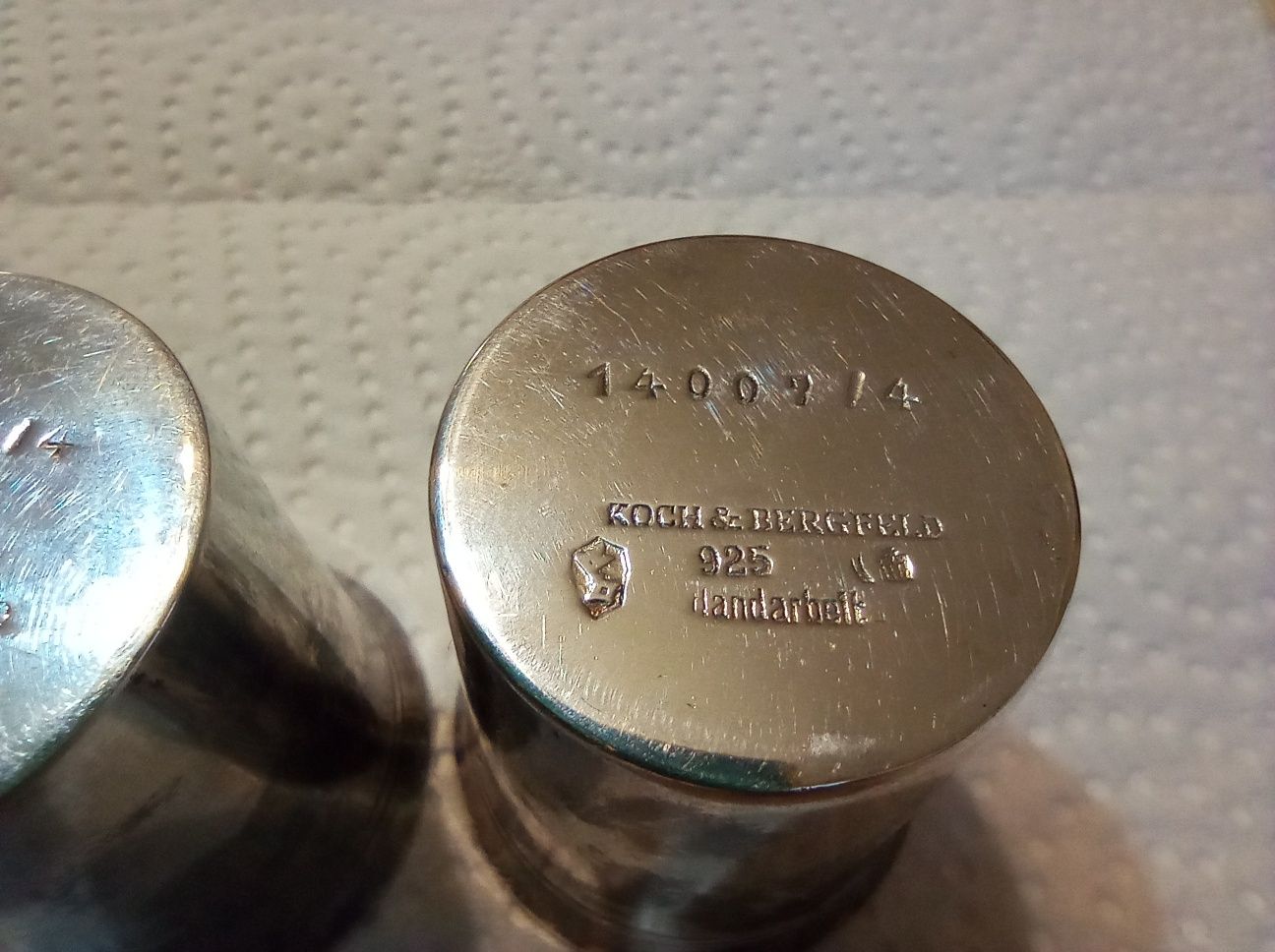 Сребърни шотове със печат-925-100 грама.