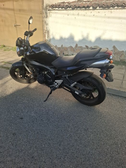 YAMAHA FZ600 Nov Vnos