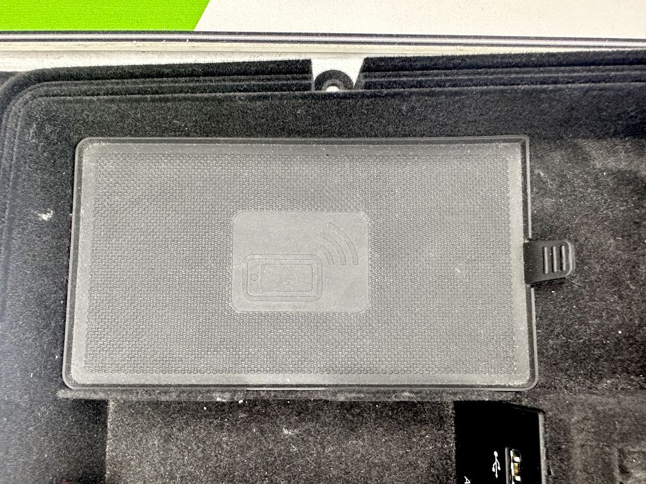 Антенен усилвател USB AUX AUDI A6 A7 4G 4G0035502