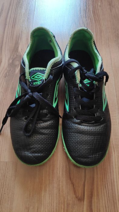 детски футболни обувки Umbro 37 и 40н.кожени и Nike 40 н.
